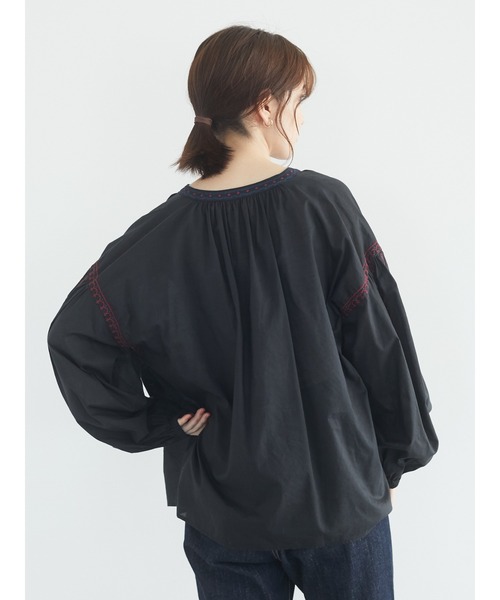 Green Parks(グリーンパークス)の「刺繍スモックシャツ(シャツ/ブラウス・レディース・オフホワイト/ブラック/オレンジ・FREE)」の9枚目の写真