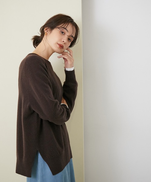 ROPE'(ロペ)の「【シリーズ】カシミアブレンドクルーネックニット(ニット/セーター・レディース・ライトグレー/キナリ/ダークブラウン/ピンク系その他2・38)」の3枚目の写真