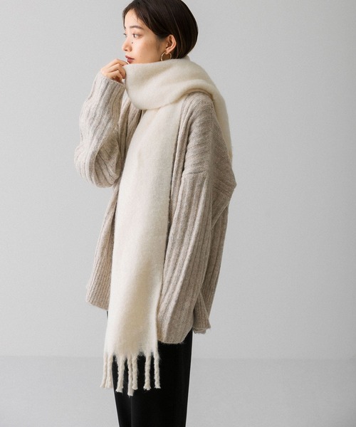 KBF(ケイビーエフ)の「BIGフリンジストール(ストール/ショール・レディース・ベージュ/アイボリー/グレー・ONE)」の2枚目の写真