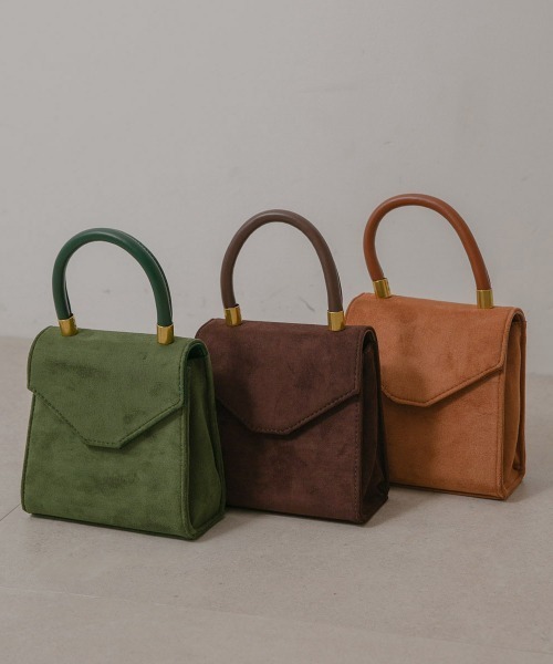 tukn.（トゥクン）の「お上品にころんと。スエードハンドバッグ（ショルダーバッグ・レディース・グリーン/ブラウン/キャメル・FREE）」の5枚目の写真