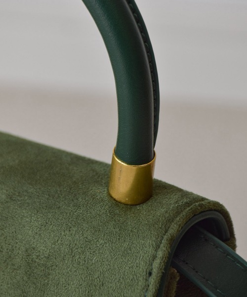 tukn.（トゥクン）の「お上品にころんと。スエードハンドバッグ（ショルダーバッグ・レディース・グリーン/ブラウン/キャメル・FREE）」の22枚目の写真