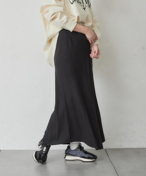 CIAOPANIC TYPY（チャオパニックティピー）の「ニットソーリブマーメイドスカート（スカート・レディース・ベージュ/ブルー/ブラック/オフホワイト・ONE SIZE）」の6枚目の写真