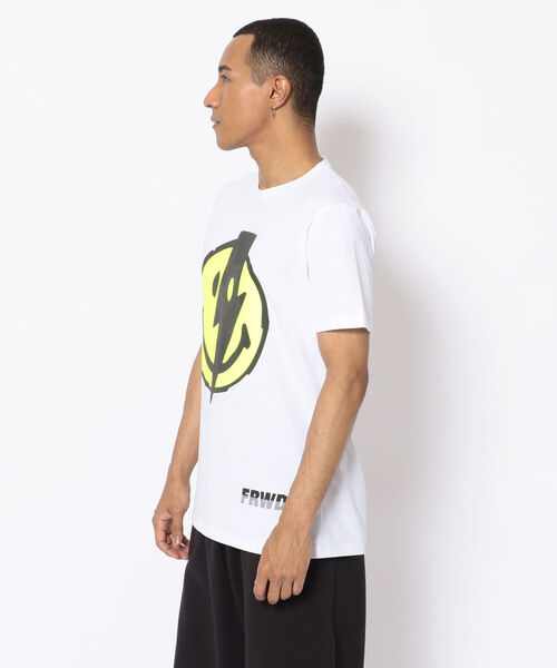 Uncut Bound（アンカットバウンド）の「Forward MILANO(フォワードミラノ)  スマイルTシャツ（Tシャツ/カットソー・メンズ・ピンク/イエロー・MEDIUM/LARGE/X-LARGE）」の12枚目の写真