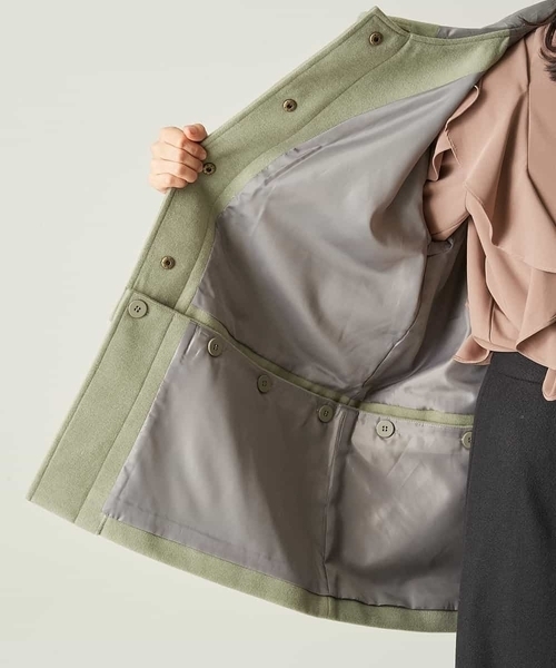 A de a.v.v（アードアー・ヴェ・ヴェ）の「（2WAY仕様）フェイクウールフーテッドコート（ブルゾン・レディース・ベージュ/カーキ・39）」の21枚目の写真