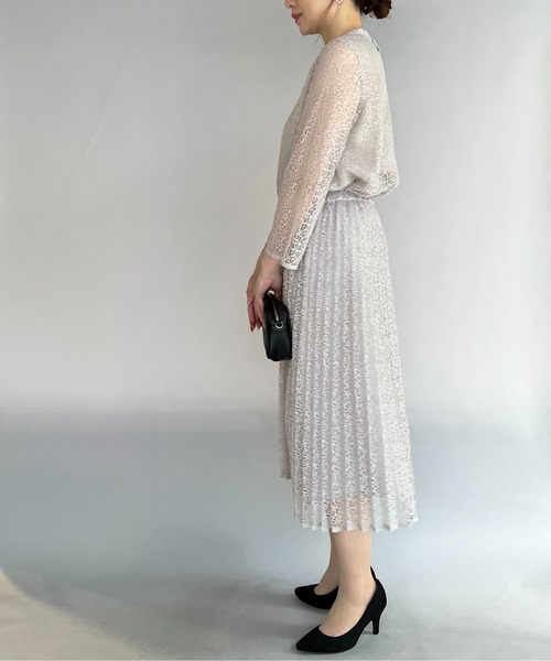 PICCIN(ピッチン)の「アイリッシュレースプリーツスカート(スカート・レディース・グレイッシュベージュ/ネイビー・M/L)」の7枚目の写真