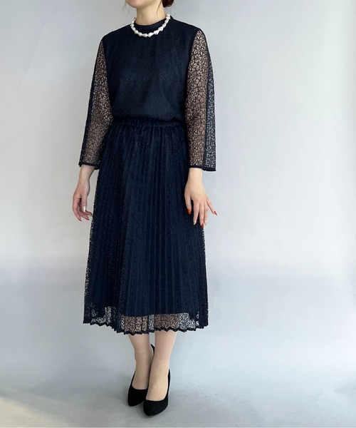 PICCIN(ピッチン)の「アイリッシュレースプリーツスカート(スカート・レディース・グレイッシュベージュ/ネイビー・M/L)」の20枚目の写真