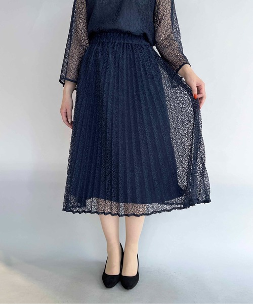 PICCIN(ピッチン)の「アイリッシュレースプリーツスカート(スカート・レディース・グレイッシュベージュ/ネイビー・M/L)」の16枚目の写真