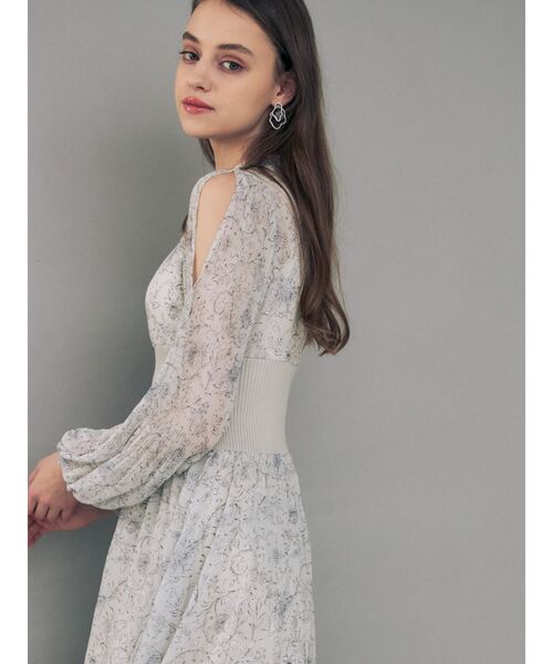 MERCURYDUO(マーキュリーデュオ)の「フラワーウエストリブ切替ワンピース(ワンピース・レディース・アイボリー/ピンク/ライトブルー・SMALL/MEDIUM)」の8枚目の写真