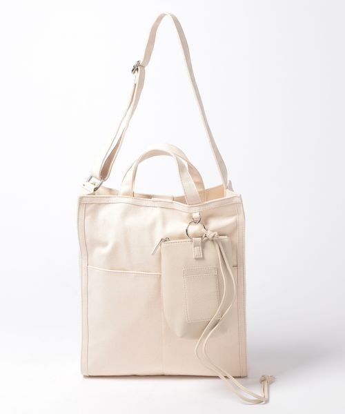 LOWRYS FARM（ローリーズファーム）の「マルチWAYバッグ　261369（ショルダーバッグ・レディース・アイボリー/ブラック/チェック・FREE）」の17枚目の写真