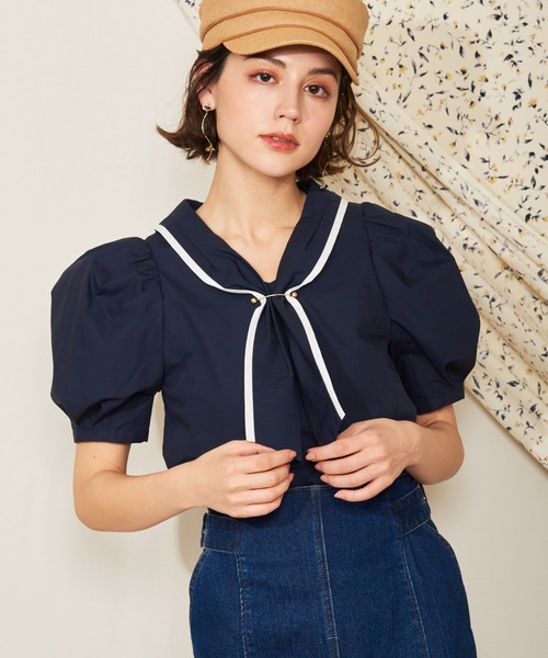 NOELA(ノエラ)の「ゴールドパーツタイブラウス(シャツ/ブラウス・レディース・ベージュ/ネイビー/オフホワイト・フリー)」の9枚目の写真