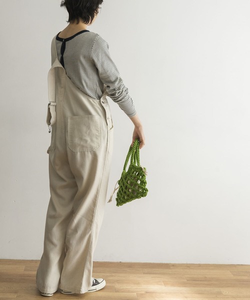 URBAN RESEARCH(アーバンリサーチ)の「セミフレアオーバーオール(サロペット/オーバーオール・レディース・ブラック/ホワイト系その他・38/36)」の14枚目の写真