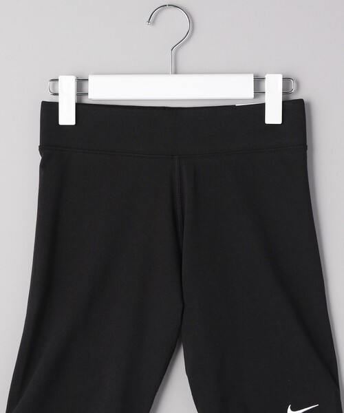 NIKE（ナイキ）の「NIKE/ナイキ WOMENS NIKE SPORTS WEAR ESSENCIAL BIKE SHORTS/ウィメンズ バイクショートパンツ（その他パンツ・レディース・ブラック・MEDIUM）」の3枚目の写真