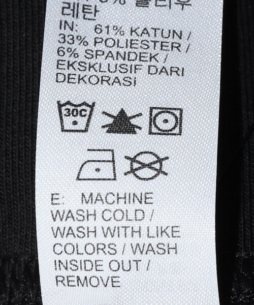 NIKE（ナイキ）の「NIKE/ナイキ WOMENS NIKE SPORTS WEAR ESSENCIAL BIKE SHORTS/ウィメンズ バイクショートパンツ（その他パンツ・レディース・ブラック・MEDIUM）」の7枚目の写真