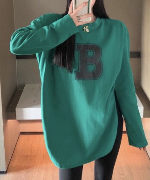meJane(ミージェーン)の「BロゴプリントルーズシルエットロンT【ZOZOTOWN限定】(Tシャツ/カットソー・レディース・ホワイト/グリーン・FREE)」の1枚目の写真