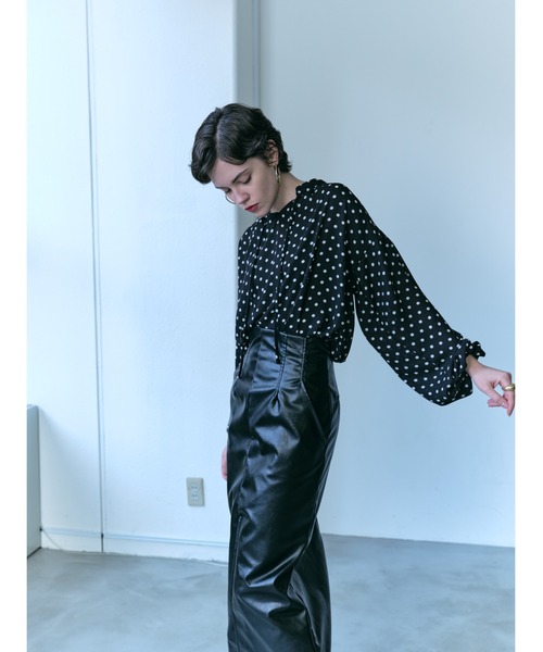 HANNE（アン）の「ボリュームスリーブブラウス（シャツ/ブラウス・レディース・ホワイト/ブラック・フリー）」の13枚目の写真