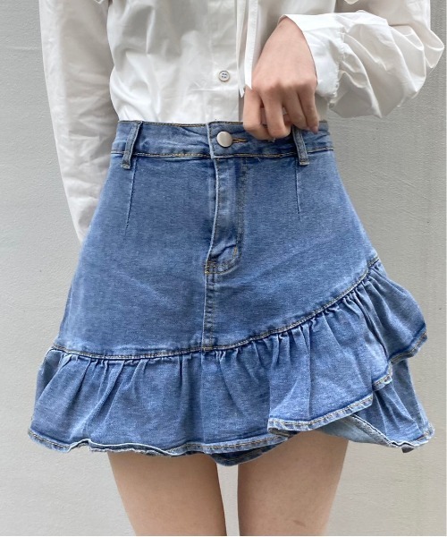 titty＆Co. PETIT by poyo（ティティーアンドコープティバイポヨ）の「【titty&Co.PETIT by POYO】ヘムフリルデニムミニスカパン（デニムスカート・レディース・ブルー・SMALL/MEDIUM）」の15枚目の写真