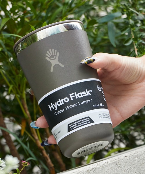 HYDRO FLASK（ハイドロフラスク）の「HydroFlask/ハイドロフラスク DRINKWARE 16oz ALL AROUND TUMBLER ブランドロゴ 二重壁真空断熱技術 タンブラー 保冷/保温 2026年春夏（グラス/マグカップ/タンブラー・メンズ・ホワイト/ブラック/ブルー/ライトブルー/ブルー系その他/マジェンタ/ブルー系/インディゴブルー/ブルー系その他2/ピンク/クリーム/オレンジ/モカ/パープル/ライトベージュ/グリーン/ピンク系/グレー/オートミール/レッド/ライトパープル・FREE）」の4枚目の写真