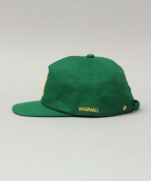 SHIPS（シップス）の「*【SHIPS別注】WEARWELL: ワンポイント ロゴ 5パネル ベースボール キャップ（キャップ・メンズ・ネイビー/レッド/グリーン・ONE SIZE）」の5枚目の写真