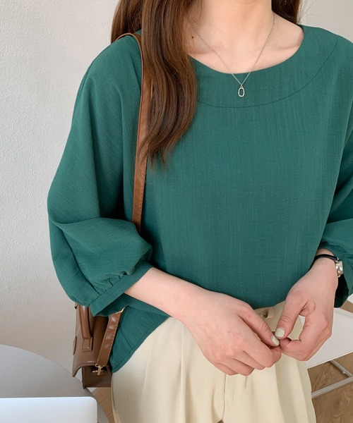 Diosfront(ディオスフロント)の「ラウンドネックドルマンブラウス(シャツ/ブラウス・レディース・イエロー/ブルー/グリーン/アイボリー/ブラック・FREE)」の3枚目の写真