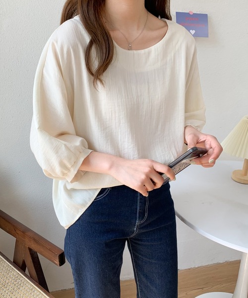 Diosfront(ディオスフロント)の「ラウンドネックドルマンブラウス(シャツ/ブラウス・レディース・イエロー/ブルー/グリーン/アイボリー/ブラック・FREE)」の7枚目の写真