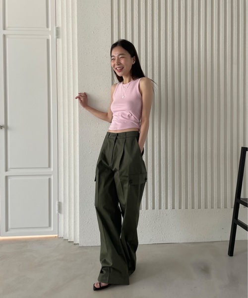 Didot.showroom（ディドット ショールーム）の「ストレッチ入りクロップド丈アメスリタンク（タンクトップ・レディース・ホワイト/ブラック/ブラウン/ピンク/ミント・FREE）」の14枚目の写真