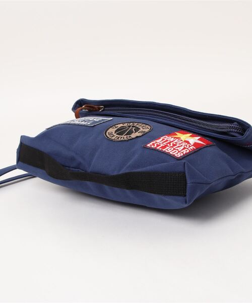CONVERSE（コンバース）の「【CONVERSE】キャンバス クラッチバッグ(ECV-22004)(EL)（クラッチバッグ・レディース・ネイビー・ONE SIZE）」の3枚目の写真