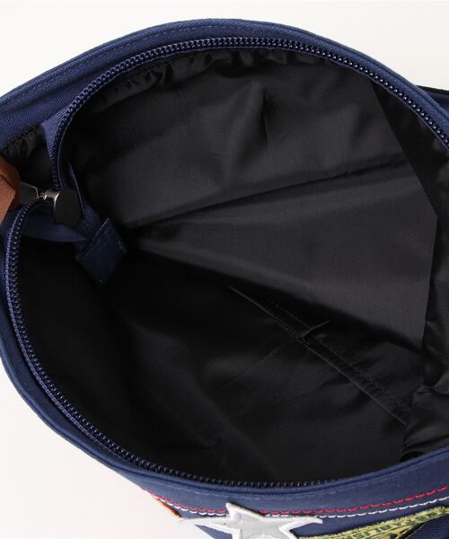 CONVERSE（コンバース）の「【CONVERSE】キャンバス クラッチバッグ(ECV-22004)(EL)（クラッチバッグ・レディース・ネイビー・ONE SIZE）」の4枚目の写真