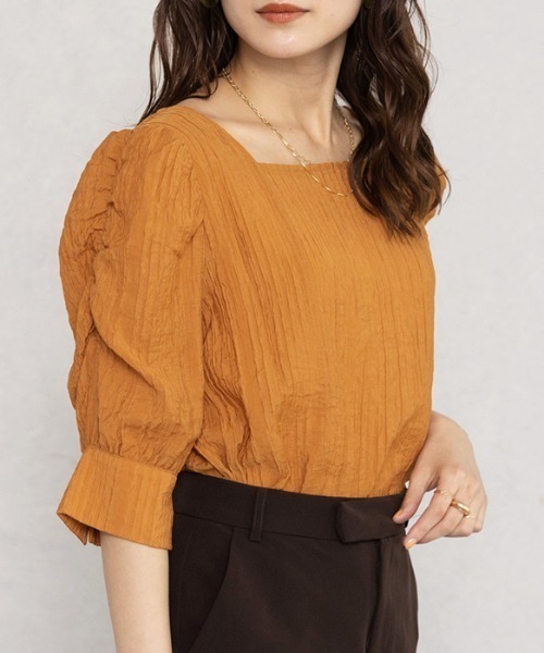 GeeRA（ジーラ）の「スクエアネックパワショルブラウス（シャツ/ブラウス・レディース・ベージュ/オレンジ・MEDIUM/LARGE/X-LARGE）」の13枚目の写真