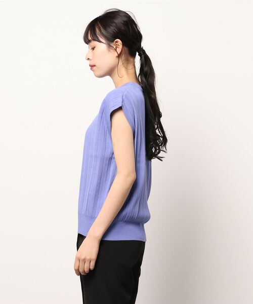 Te chichi(テチチ)の「総針プリーツニット(ニット/セーター・レディース・パープル/ブラック/ベージュ・フリ-)」の5枚目の写真