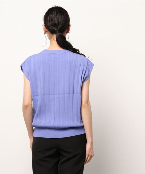 Te chichi(テチチ)の「総針プリーツニット(ニット/セーター・レディース・パープル/ブラック/ベージュ・フリ-)」の4枚目の写真