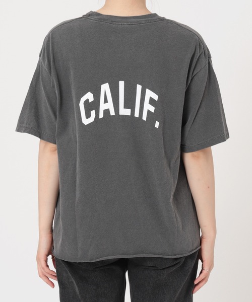 THE DAY ON THE BEACH(ザデイオンザビーチ)の「【THE DAY ON THE BEACH】CUT OFF T-SH:Tシャツ(Tシャツ/カットソー・レディース・ブラック/ブラック系その他/ナチュラル/グリーン系その他/ブラック系その他2・FREE)」の12枚目の写真