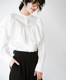 haco! | 洗濯機で洗えてお手入れ楽ちん！アクセサリーいらずで顔まわり華やぐ大人のフリルブラウス by que made me(シャツ/ブラウス)