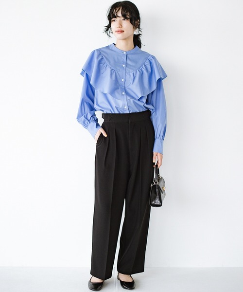 haco!（ハコ）の「洗濯機で洗えてお手入れ楽ちん！アクセサリーいらずで顔まわり華やぐ大人のフリルブラウス by que made me（シャツ/ブラウス・レディース・ホワイト/ブルー・SMALL/MEDIUM/LARGE/X-LARGE）」の13枚目の写真