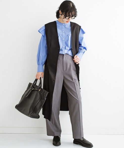 haco!（ハコ）の「洗濯機で洗えてお手入れ楽ちん！アクセサリーいらずで顔まわり華やぐ大人のフリルブラウス by que made me（シャツ/ブラウス・レディース・ホワイト/ブルー・SMALL/MEDIUM/LARGE/X-LARGE）」の7枚目の写真