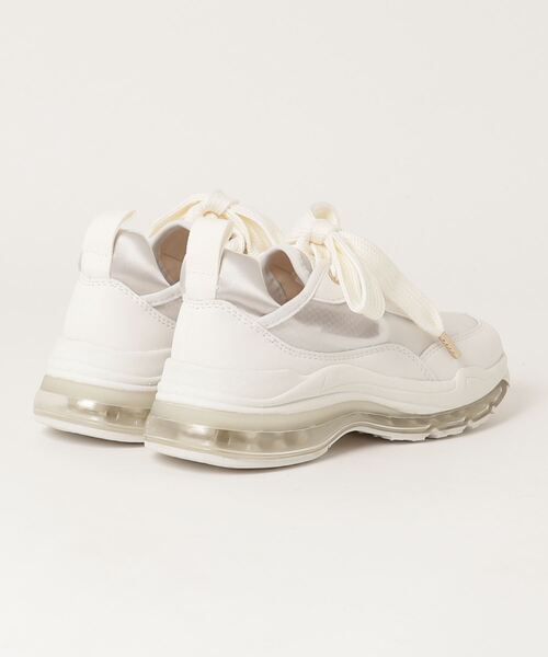 +diana（プラスダイアナ）の「エアクッションソール メッシュスニーカー（スニーカー・レディース・ホワイト/ピンク/マルチ/ブラック/ベージュ・23.0cm/24.5cm/25.5cm/23.5cm/24.0cm/21.5cm/25.0cm/22.0cm/22.5cm）」の19枚目の写真