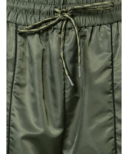 CALNAMUR(カルナムール)の「ナイロンカラーパンツ(その他パンツ・レディース・カーキ/オレンジ・FREE)」の16枚目の写真