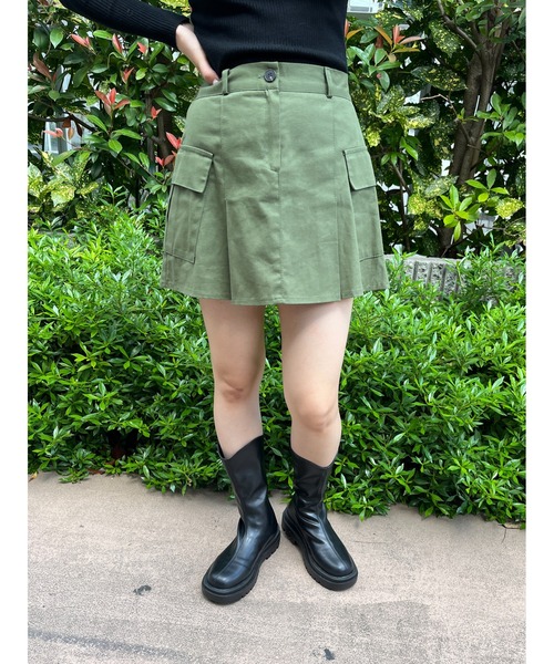 WC(ダブル シー)の「ラウンドショートブーツ(ブーツ・レディース・ベージュ/ブラック・SMALL/MEDIUM)」の4枚目の写真
