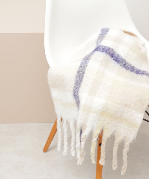 NATURAL BEAUTY BASIC(ナチュラルビューティーベーシック)の「ネップチェックマフラー(マフラー・レディース・ブラウン系その他/ホワイト系その他・FREE)」の2枚目の写真