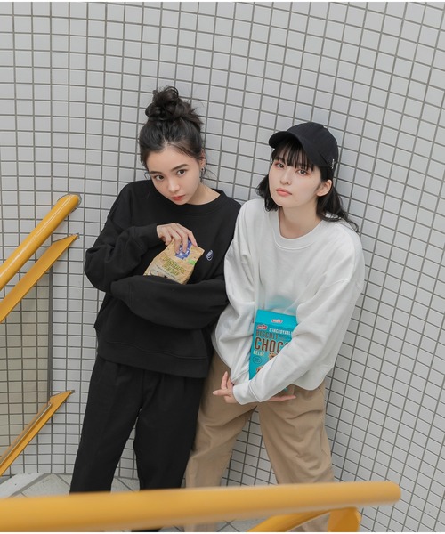 Dita Muaj.(ディータムアージュ)の「【ZOZO限定】Muaj.刺繍 ワンポイント裏起毛トレーナー(スウェット・レディース・ホワイト/ブラック・M/L)」の8枚目の写真