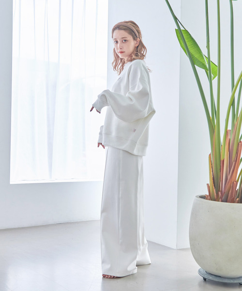 Dita Muaj.(ディータムアージュ)の「【ZOZO限定】Muaj.刺繍 ワンポイント裏起毛トレーナー(スウェット・レディース・ホワイト/ブラック・M/L)」の20枚目の写真