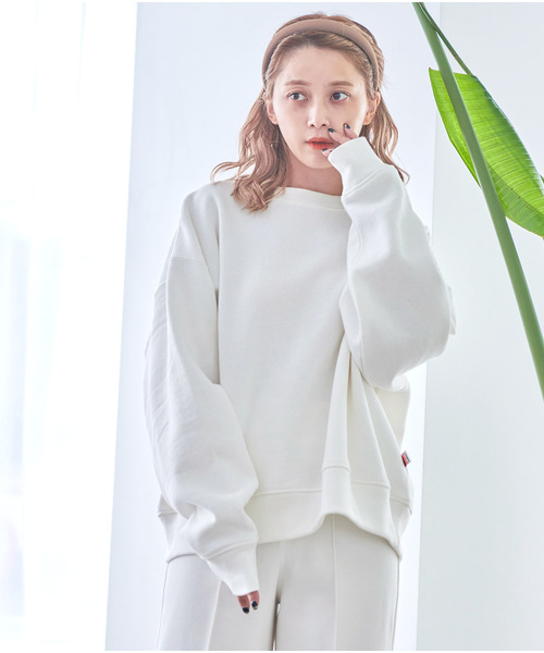 Dita Muaj.(ディータムアージュ)の「【ZOZO限定】Muaj.刺繍 ワンポイント裏起毛トレーナー(スウェット・レディース・ホワイト/ブラック・M/L)」の19枚目の写真