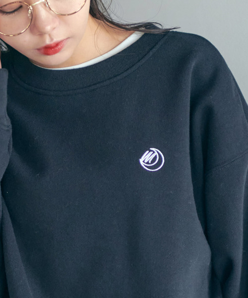 Dita Muaj.(ディータムアージュ)の「【ZOZO限定】Muaj.刺繍 ワンポイント裏起毛トレーナー(スウェット・レディース・ホワイト/ブラック・M/L)」の16枚目の写真