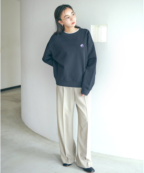 Dita Muaj.(ディータムアージュ)の「【ZOZO限定】Muaj.刺繍 ワンポイント裏起毛トレーナー(スウェット・レディース・ホワイト/ブラック・M/L)」の13枚目の写真