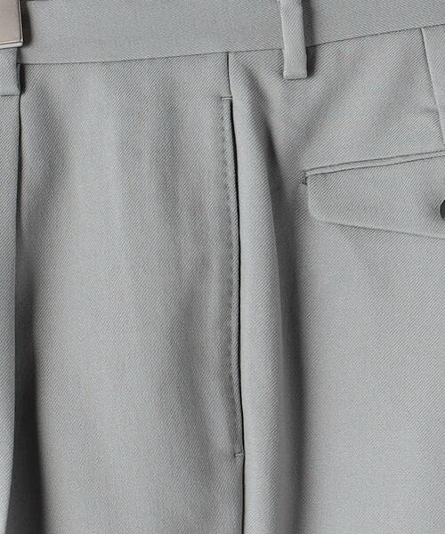 UNITED ARROWS（ユナイテッドアローズ）の「ギャバジン 1プリーツ テーパードパンツ（その他パンツ・メンズ・ブラック/グレー/ダークブラウン・S/M/L/XL）」の22枚目の写真