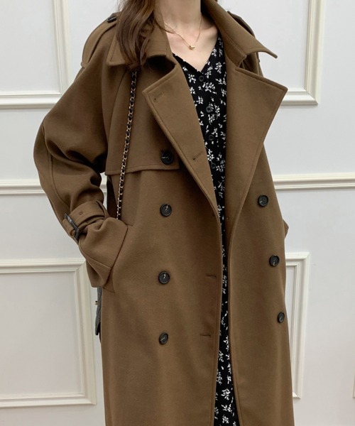 ABITOKYO(アビトーキョー)の「ダブルボタンロングチェスターコート(チェスターコート・レディース・ブラウン/グリーン/ホワイト/ブルー/ブラック/ベージュ・FREE)」の3枚目の写真