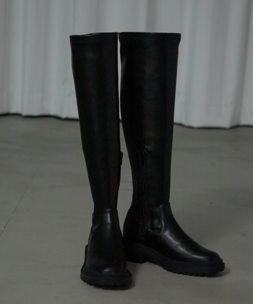 Ezick(エジック)の「【mio notis】フェイクレザーロンガーブーツ(ブーツ・レディース・ブラック・39/37/38/36)」の2枚目の写真