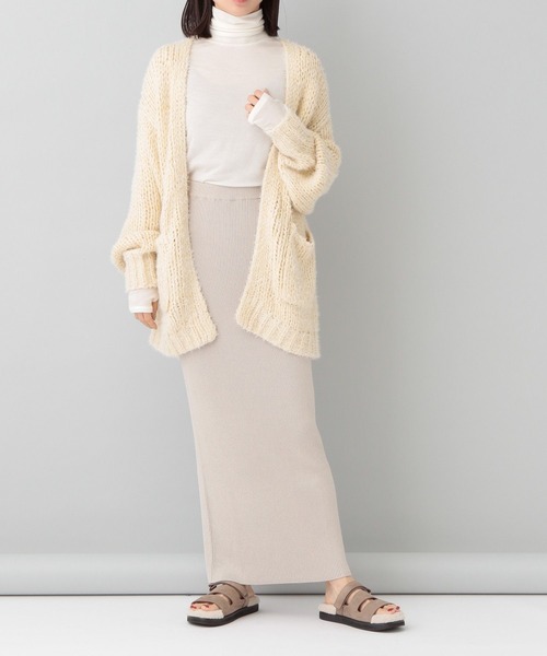 e/rm（イーアールエム）の「【e/rm】カシミヤシルクジャージタートルネック（Tシャツ/カットソー・レディース・ブラック/ライトグレー/オフホワイト/ブラウン・FREE）」の6枚目の写真