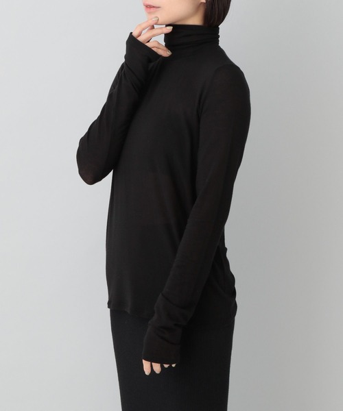 e/rm（イーアールエム）の「【e/rm】カシミヤシルクジャージタートルネック（Tシャツ/カットソー・レディース・ブラック/ライトグレー/オフホワイト/ブラウン・FREE）」の19枚目の写真