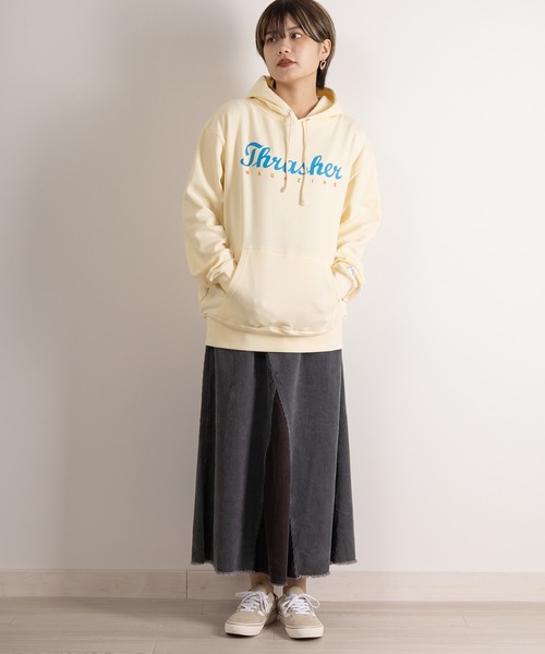 THRASHER(スラッシャー)の「【THRASHER/スラッシャー】TH Since 1981SW スクリプトロゴフーディ/プルパーカー/ユニセックス(パーカー・メンズ・チャコールグレー/ライトブルー/ブラック/グレー/キナリ・M/L/XL)」の17枚目の写真