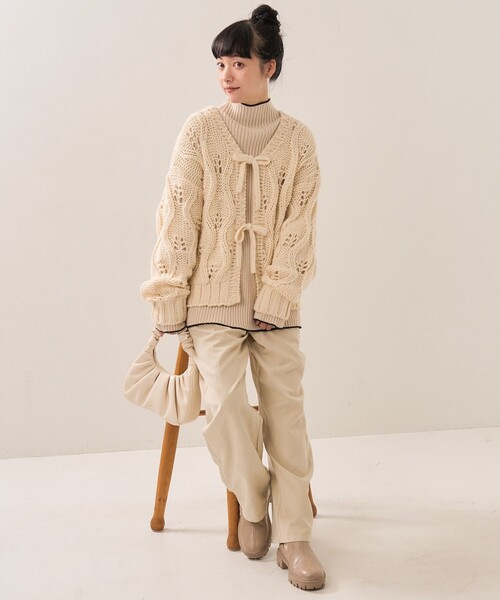 FREAK'S STORE(フリークスストア)の「バルキー柄編みリボンニットカーディガン(カーディガン/ボレロ・レディース・ブラック/オフホワイト・フリ-)」の9枚目の写真